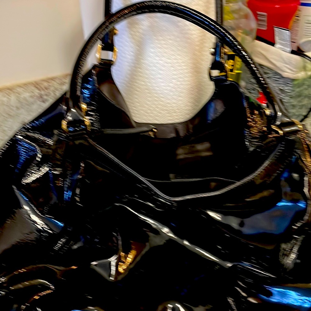 Large Vintage Black Patent Gucci Bag with Gucci shoes 7.5